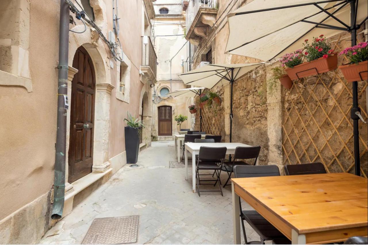 Garconniere In Ortigia Villa Syracuse Exterior foto